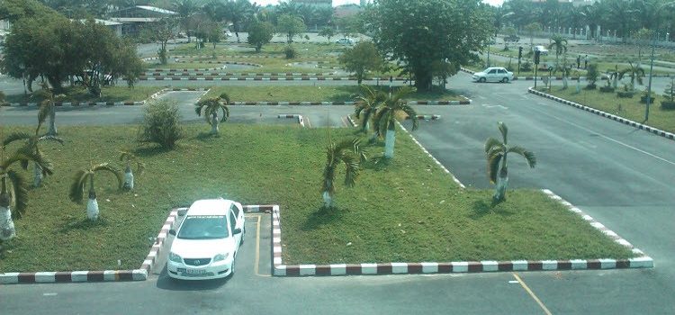 Học Bằng Lái Xe Ô Tô Quận Tân Phú B1 B2 C – THI SỚM 2025